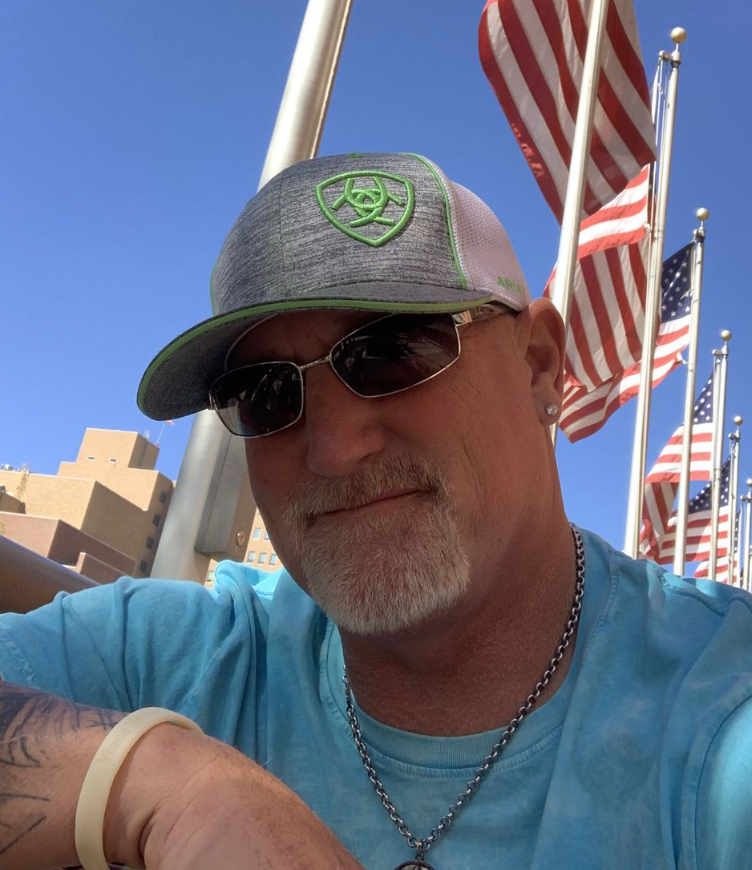 <em><strong>Mark R</strong></em>